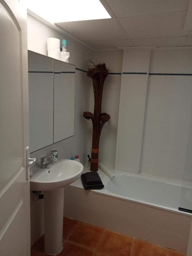 Precioso Apartamento Con Piscina Y Garage 폴로마레스 외부 사진
