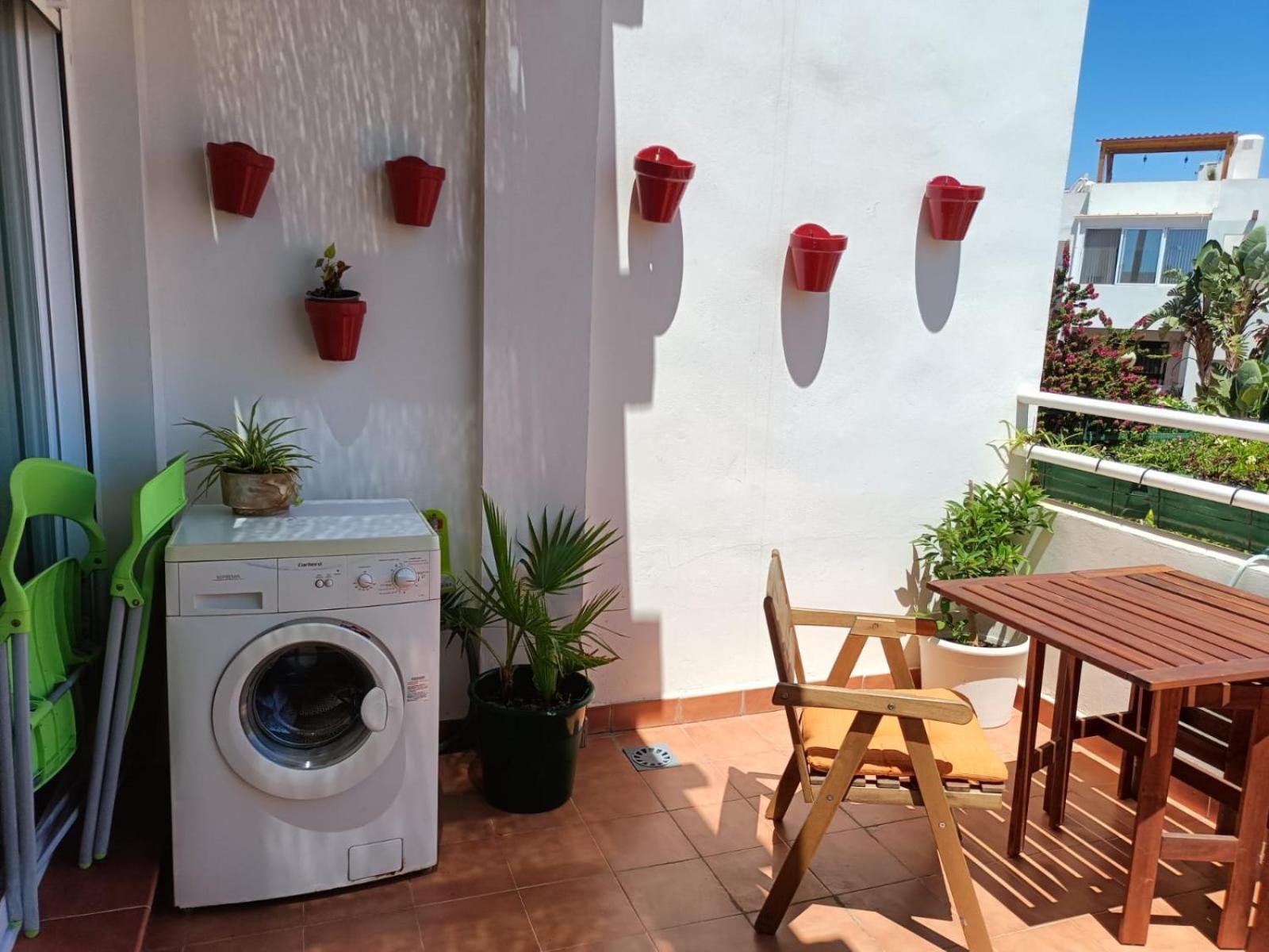 Precioso Apartamento Con Piscina Y Garage 폴로마레스 외부 사진