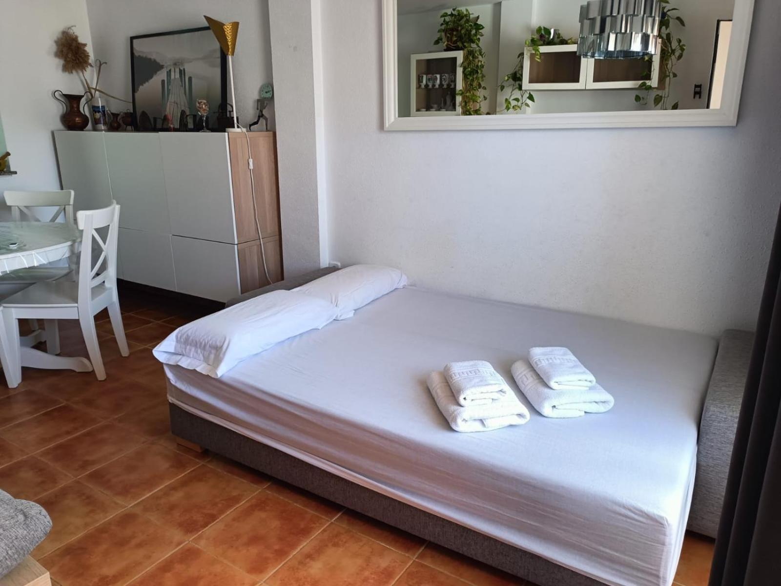 Precioso Apartamento Con Piscina Y Garage 폴로마레스 외부 사진