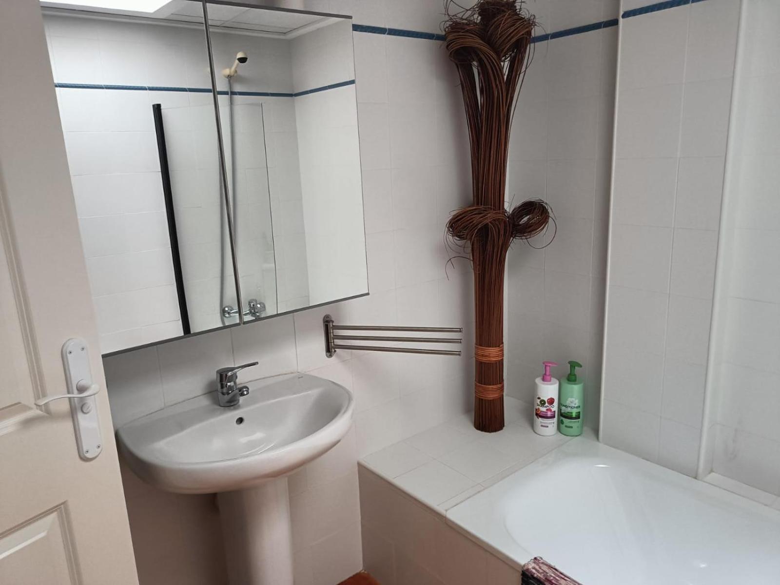 Precioso Apartamento Con Piscina Y Garage 폴로마레스 외부 사진