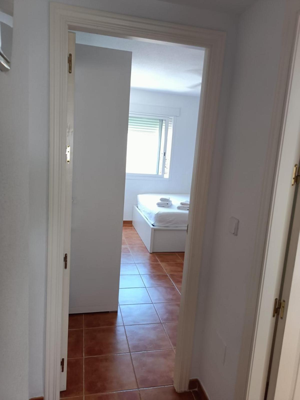 Precioso Apartamento Con Piscina Y Garage 폴로마레스 외부 사진